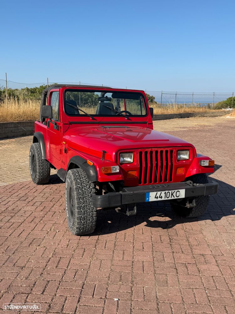 Jeep Wrangler - 2
