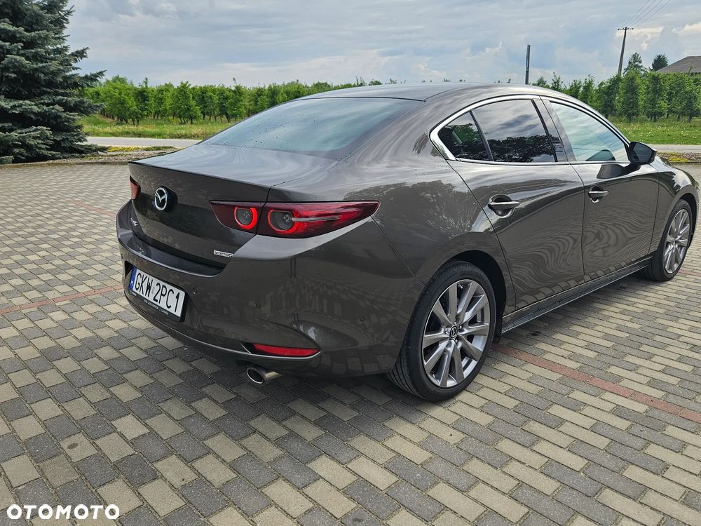 Mazda 3 2.0 mHEV Hikari - 6
