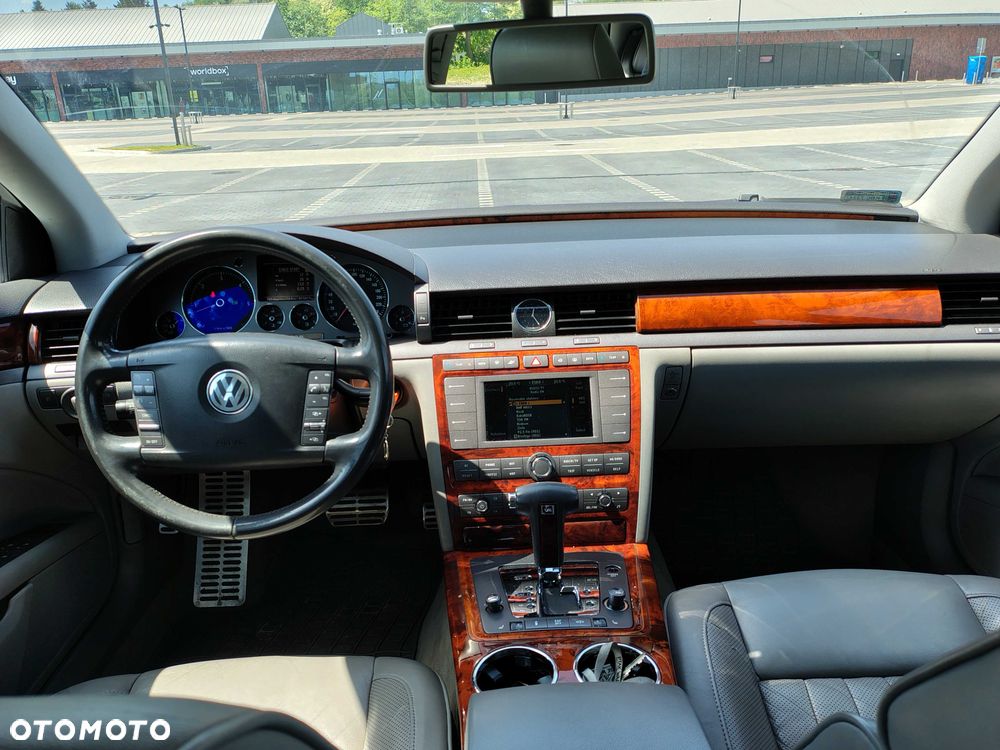 Volkswagen Phaeton - 6