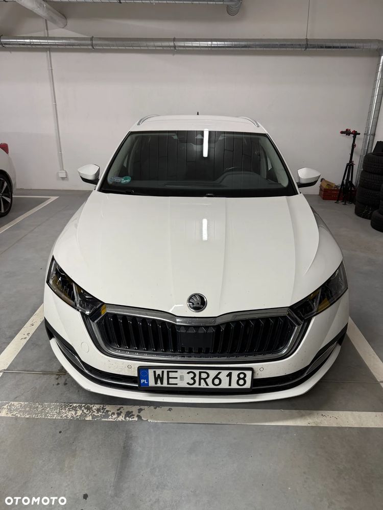 Skoda Octavia 2.0 TDI SCR Style DSG - 2