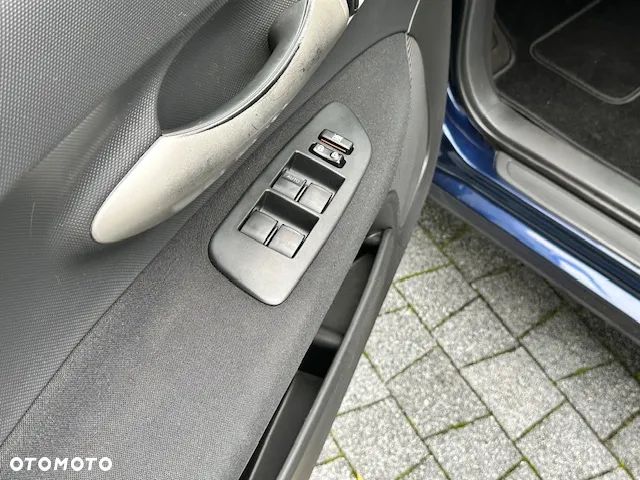Toyota Auris 1.4 VVT-i Luna - 11