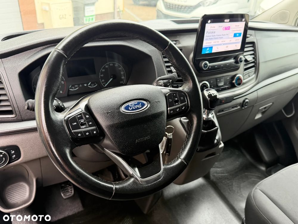 Ford Custom L2H1 - 22