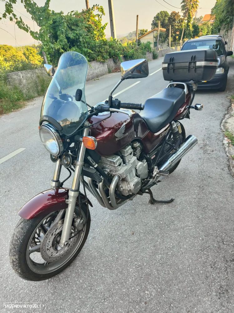 Honda CB - 3