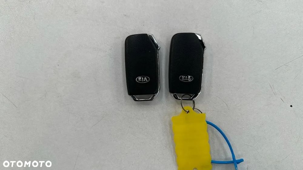 Kia XCeed 1.6 GDI PHEV L Business Line DCT - 17