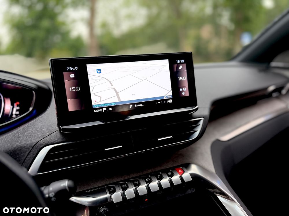 Peugeot 3008 PureTech 130 Stop & Start GPF EAT8 GT - 12