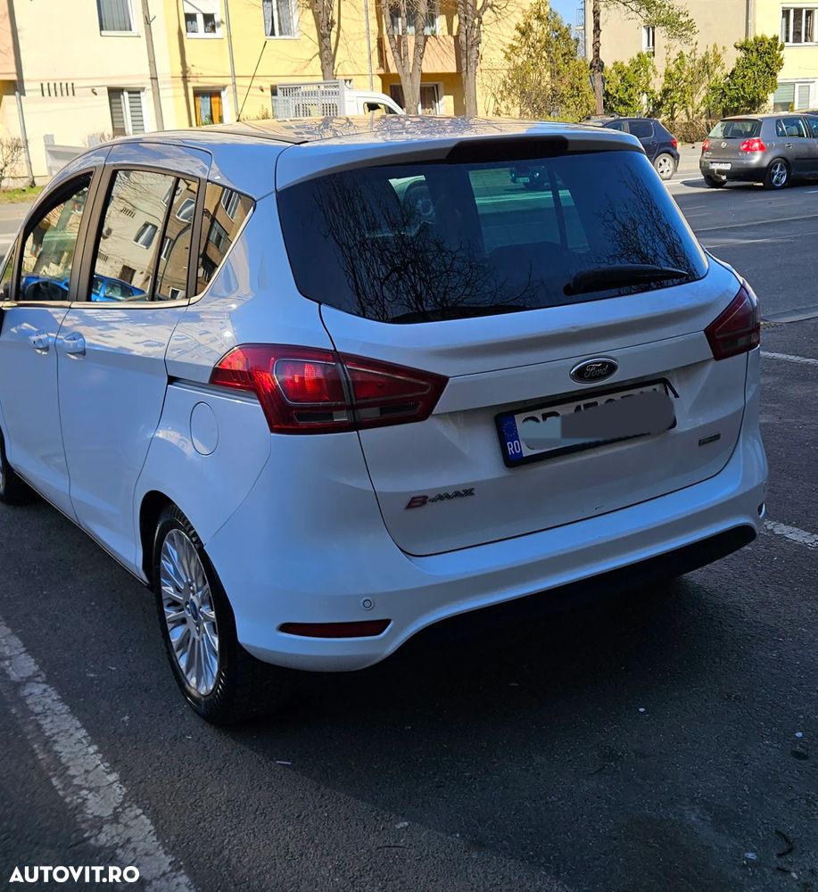 Ford B-Max 1.6 TDCi DPF Titanium - 4