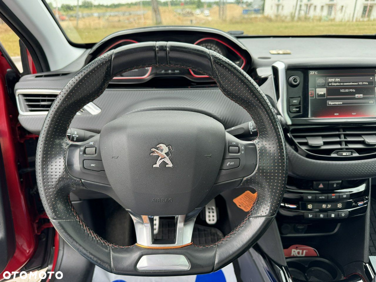 Peugeot 2008 - 21