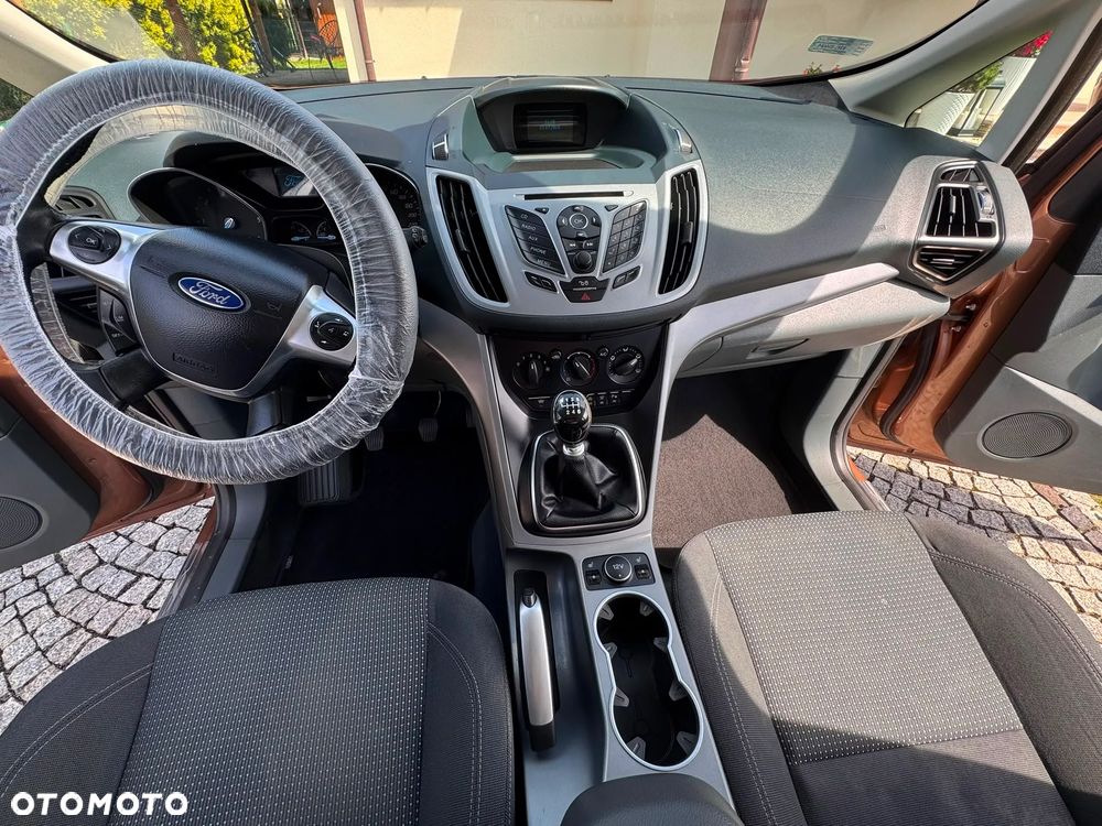 Ford Grand C-MAX - 5