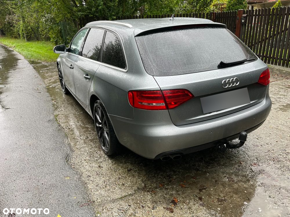 Audi A4 Avant 2.0 TDI - 7
