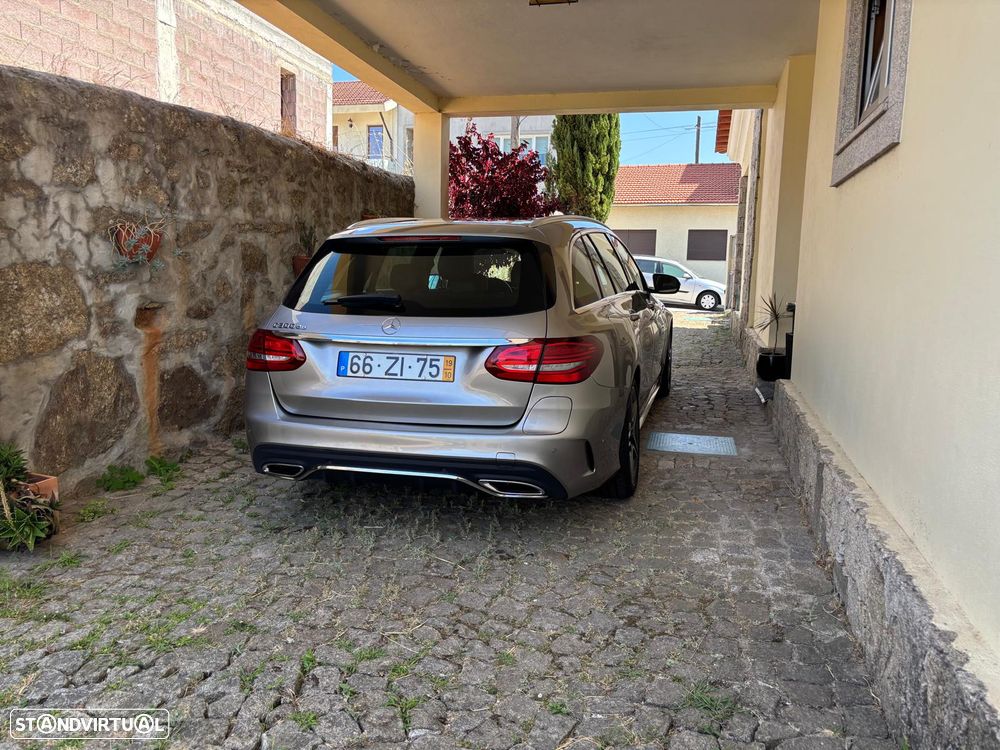 Mercedes-Benz C 300 de AMG Line - 3