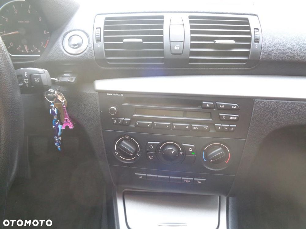 BMW Seria 1 - 27