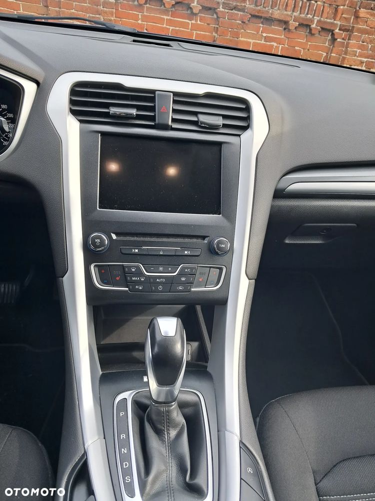 Ford Mondeo 2.0 TDCi Titanium PowerShift - 16