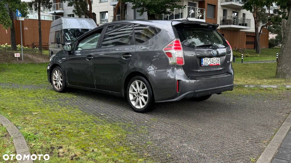 Toyota Prius+ Hybrid 135 Premium - 4