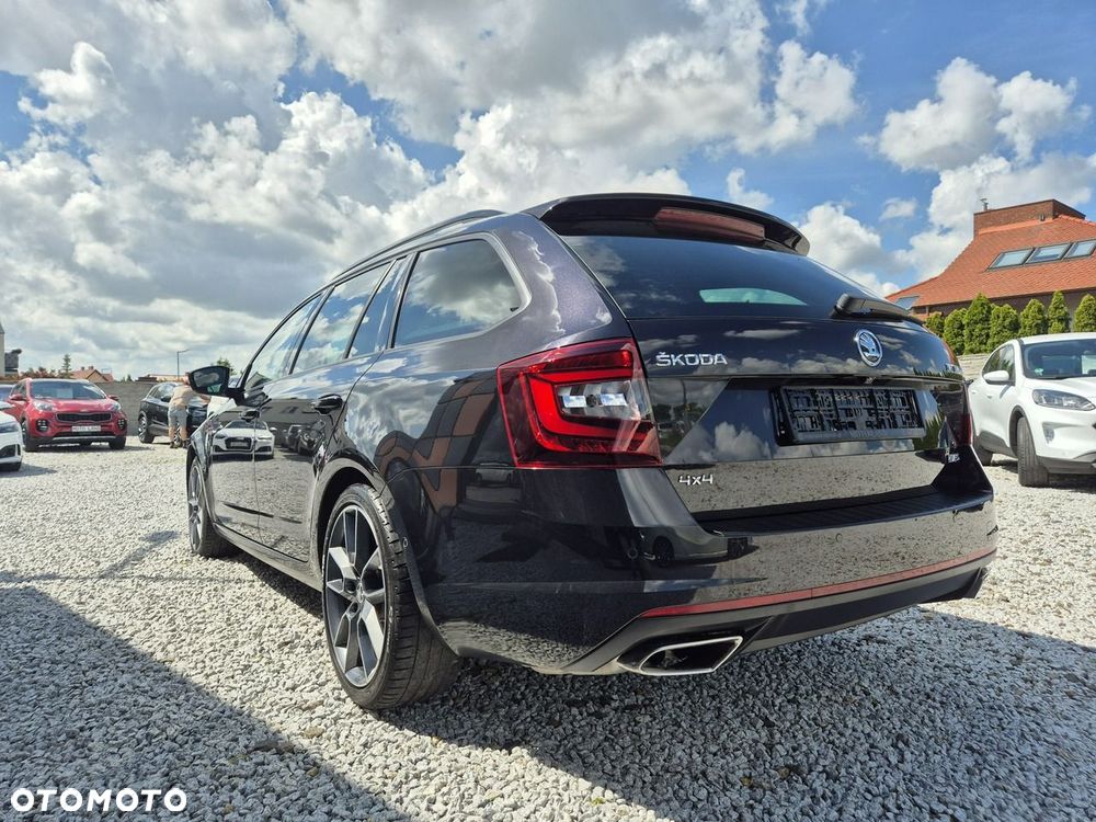 Skoda Octavia 2.0 TDI 4x4 DSG RS - 3