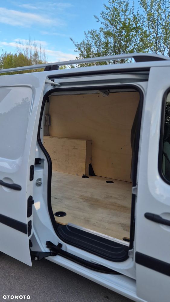Renault Kangoo - 21