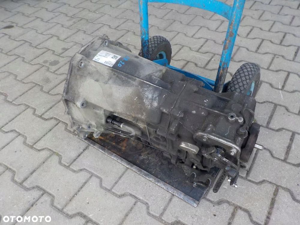 VW CRAFTER 2.0 TDI SKRZYNIA BIEGÓW 9062605200 - 2