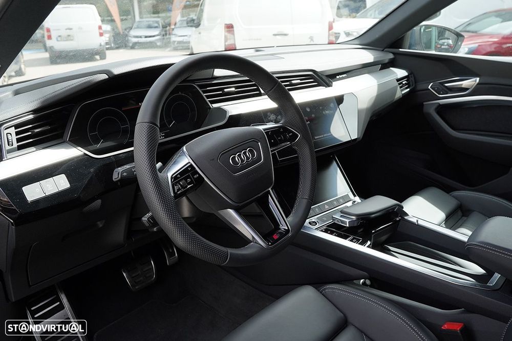 Audi Q8 e-Tron Sportback 50 quattro S line - 6