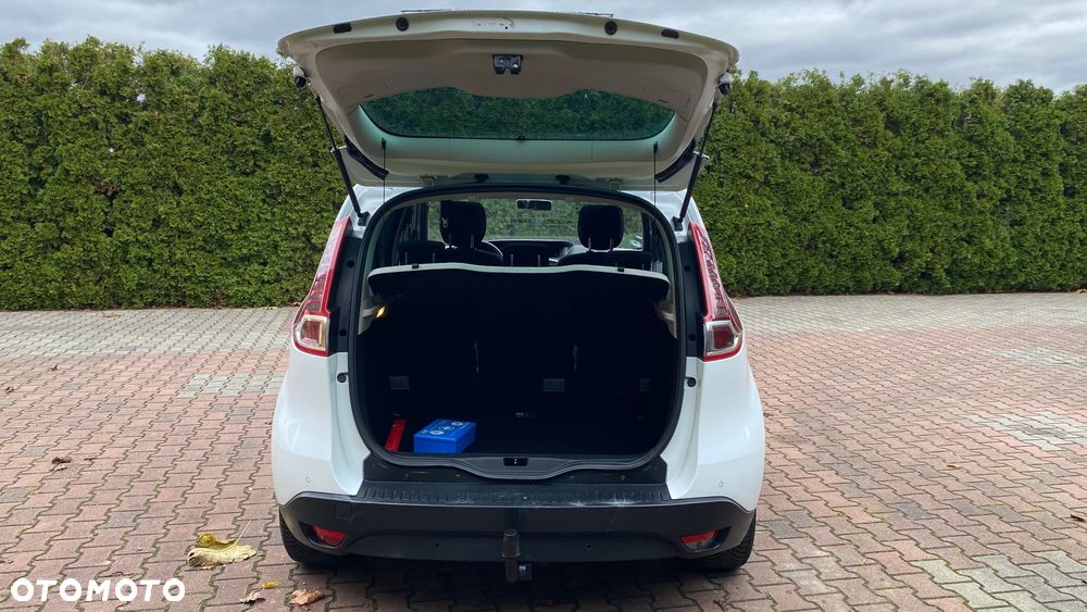 Renault Scenic 1.5 dCi Privilege EDC - 26