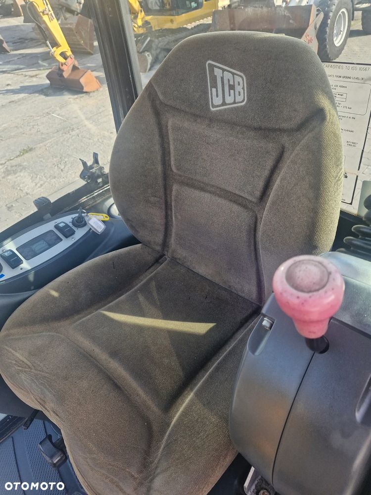 JCB 80 18 - 8