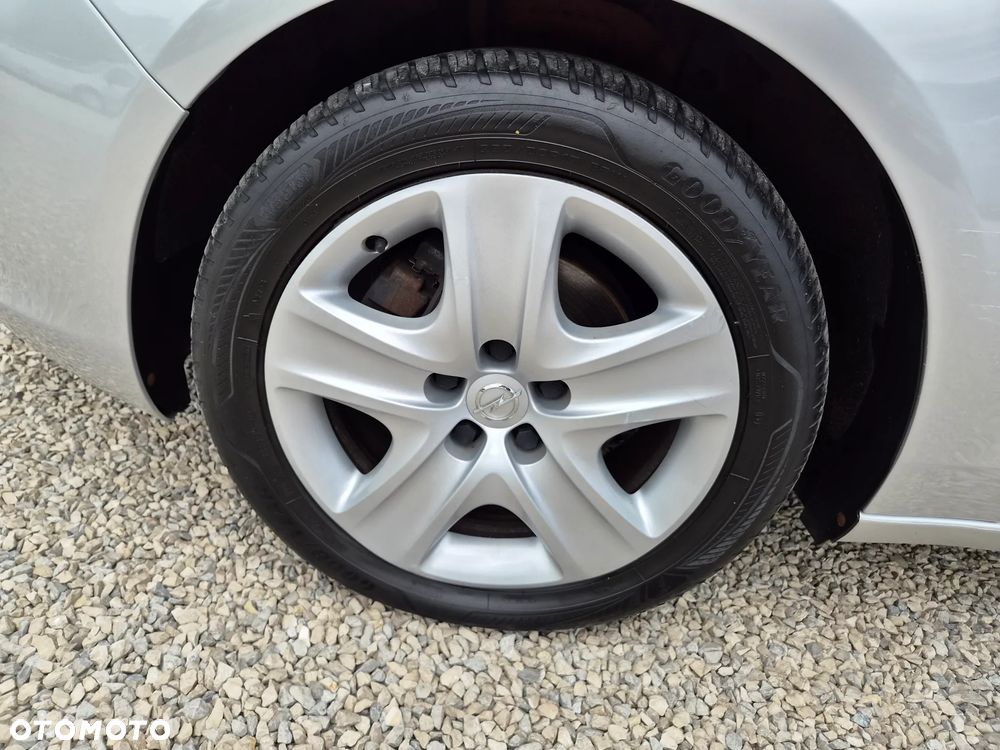 Opel Zafira - 30