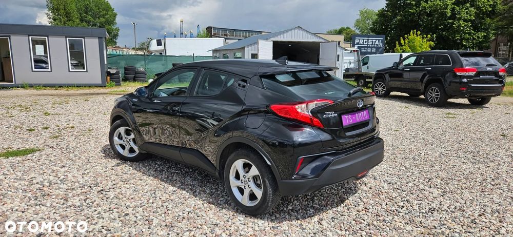 Toyota C-HR - 4