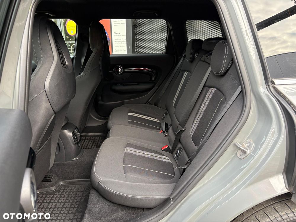 MINI John Cooper Works ALL4 sport - 7