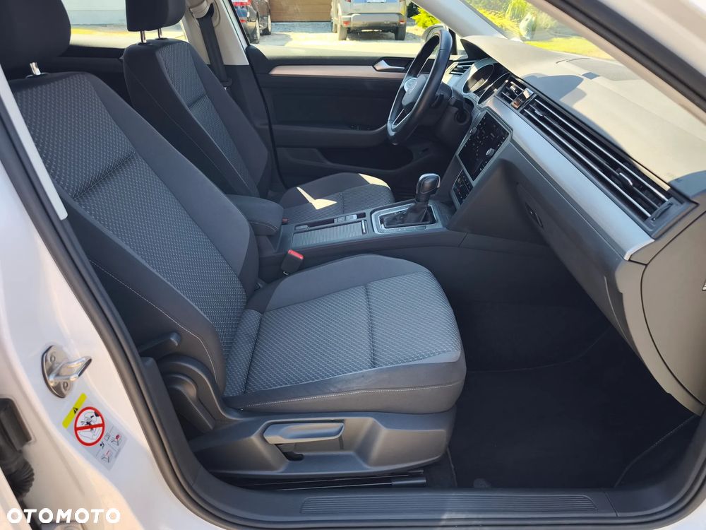 Volkswagen Passat 1.5 TSI OPF DSG Conceptline - 15