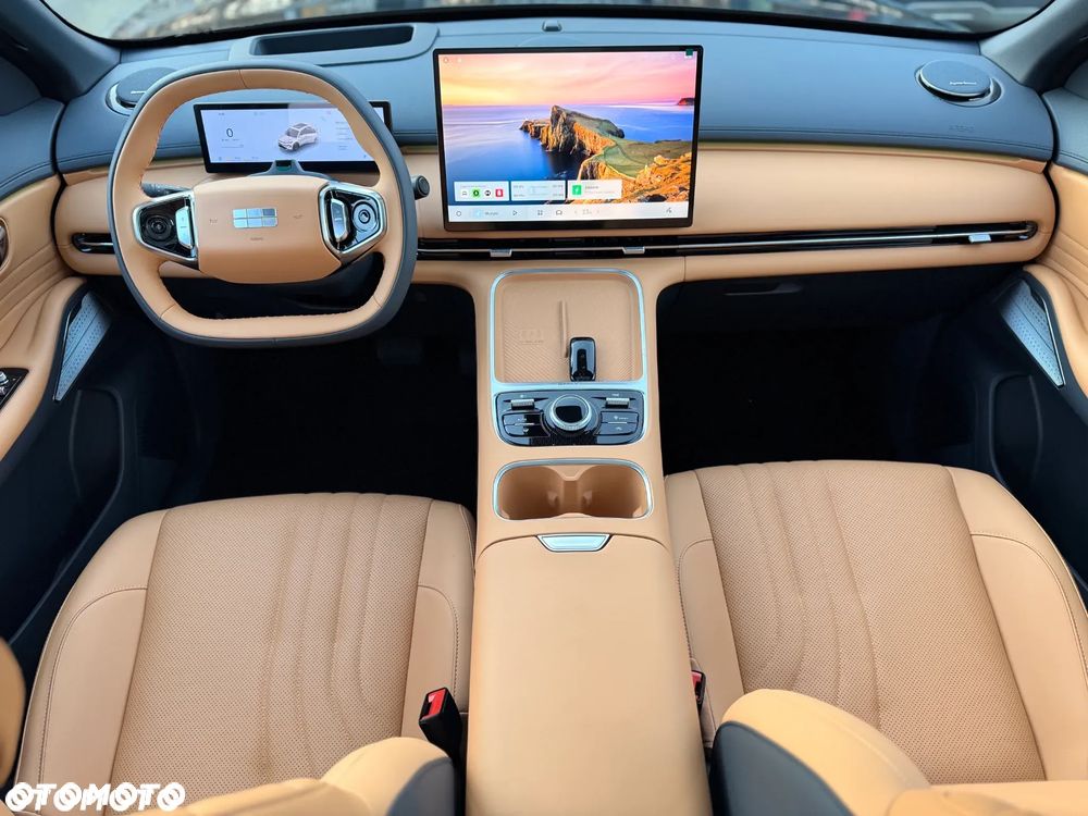 Geely Starray - 7