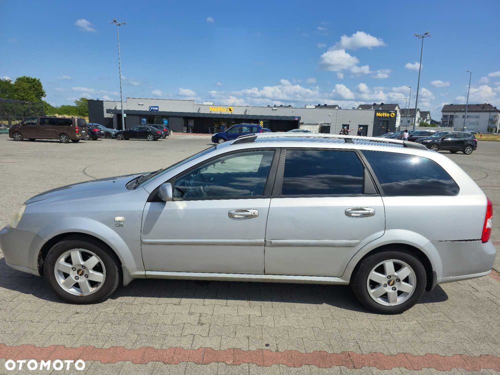 Chevrolet Nubira - 3