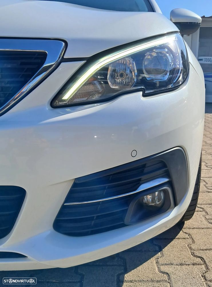 Peugeot 308 SW 1.2 PureTech Active J17 - 20