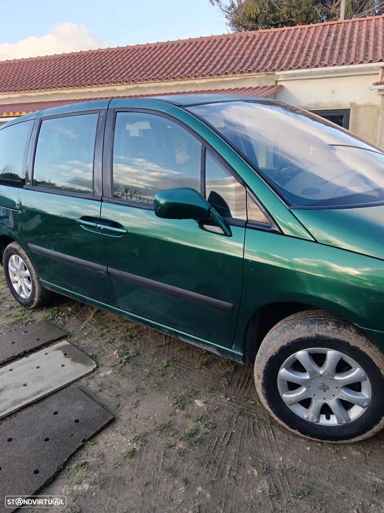 Peugeot 807 2.2 HDi - 2