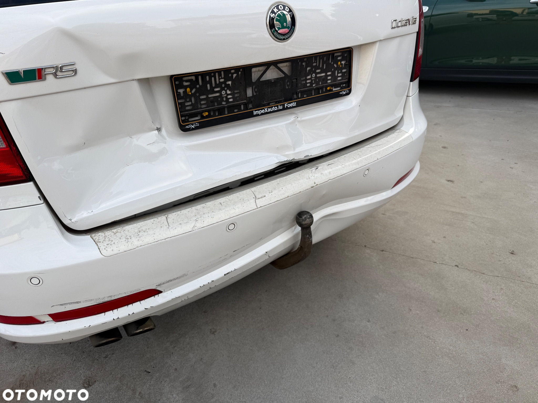 Skoda Octavia Combi 2.0 TDI DPF RS - 22