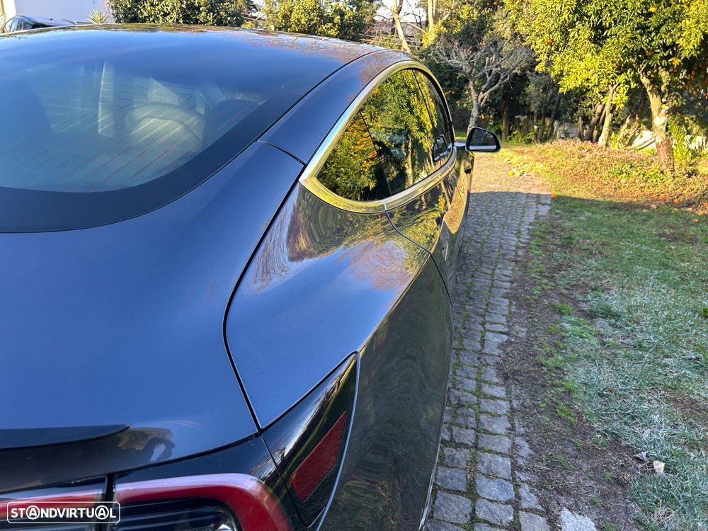 Tesla Model 3 Long Range Tração Integral - 27