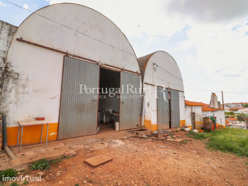 Quinta de 6 ha com várias construções em Pavia - Grande imagem: 5/31