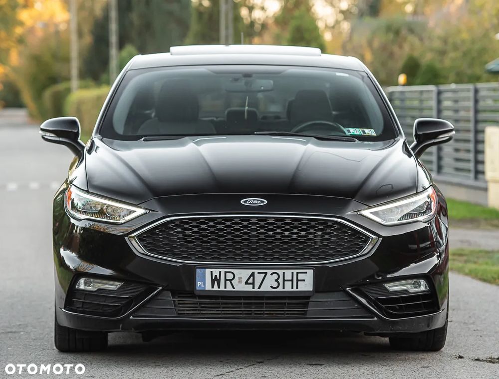 Ford Fusion - 16