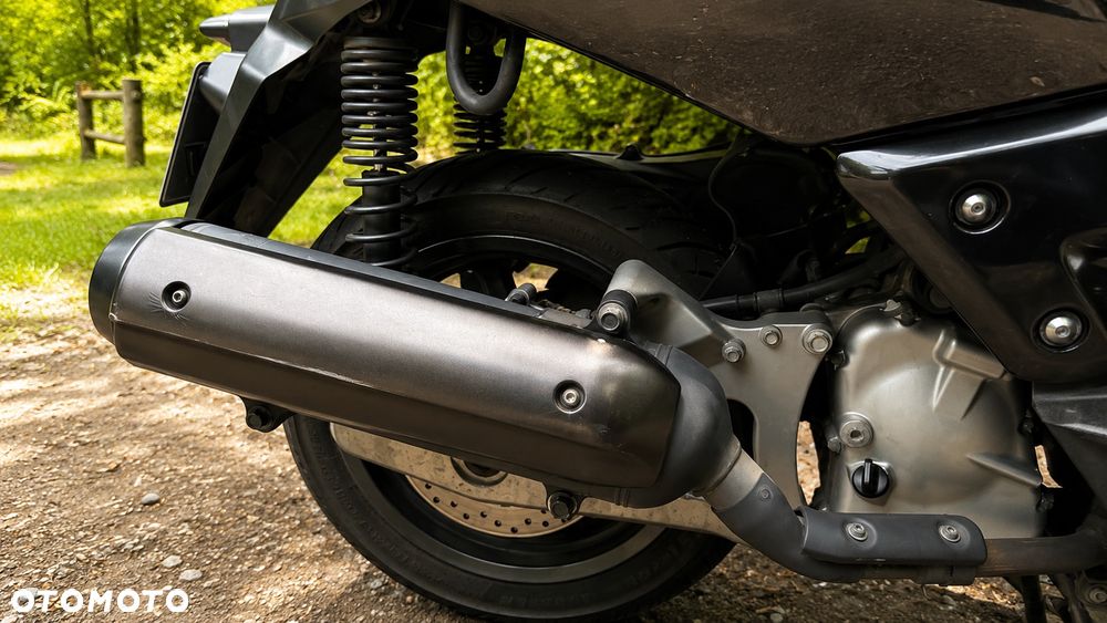 Yamaha X-max - 6