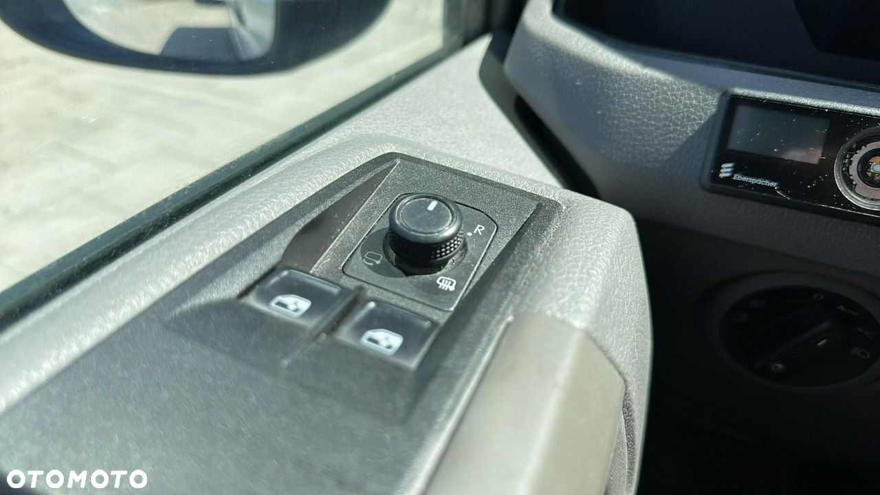 Volkswagen Crafter - 23