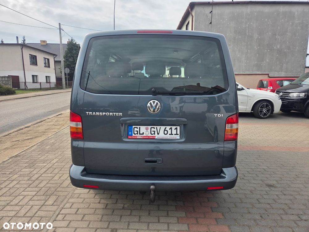 Volkswagen Transporter - 4