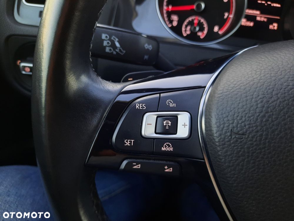 Volkswagen Golf 1.5 TSI BMT Evo Highline DSG - 26