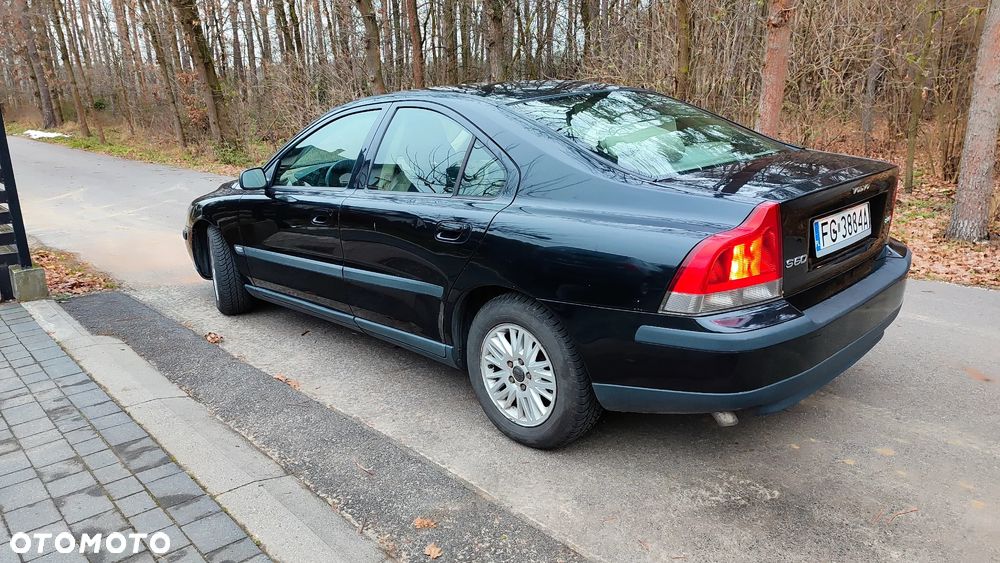 Volvo S60 2.4 D5 - 22