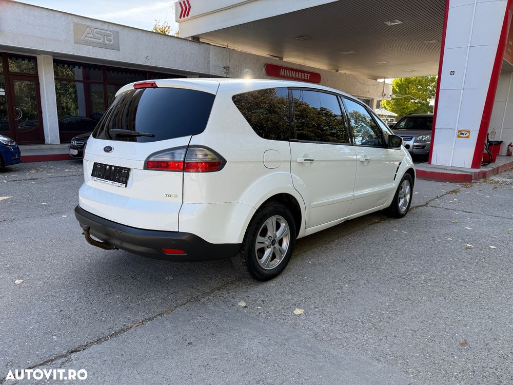 Ford S-Max 2.0 TDCi DPF Titanium - 9