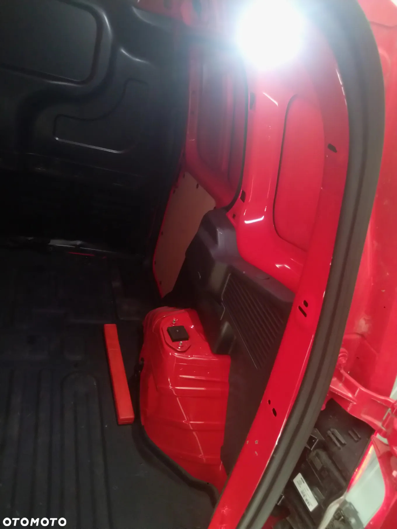 Ford Transit courier - 8