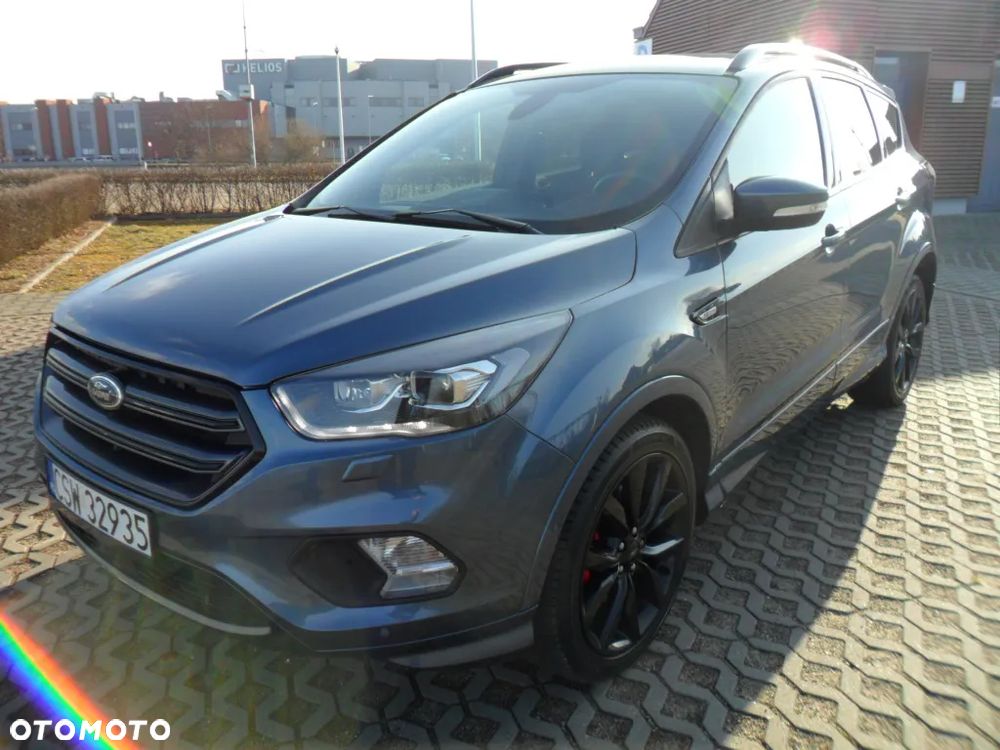 Ford Kuga 1.5 TDCi 2x4 ST-Line - 1