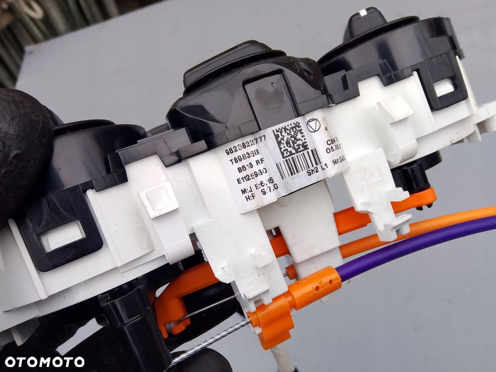 panel klimatyzacji citroen c3 iii 9823822777 - 3