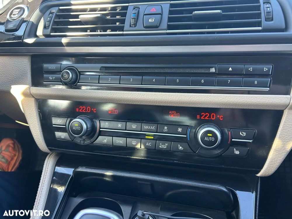 BMW Seria 5 530d Aut. Luxury Line - 6