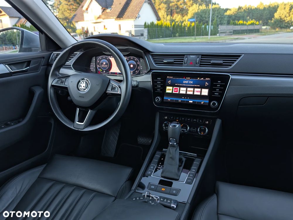 Skoda Superb 2.0 TDI DSG Style - 8
