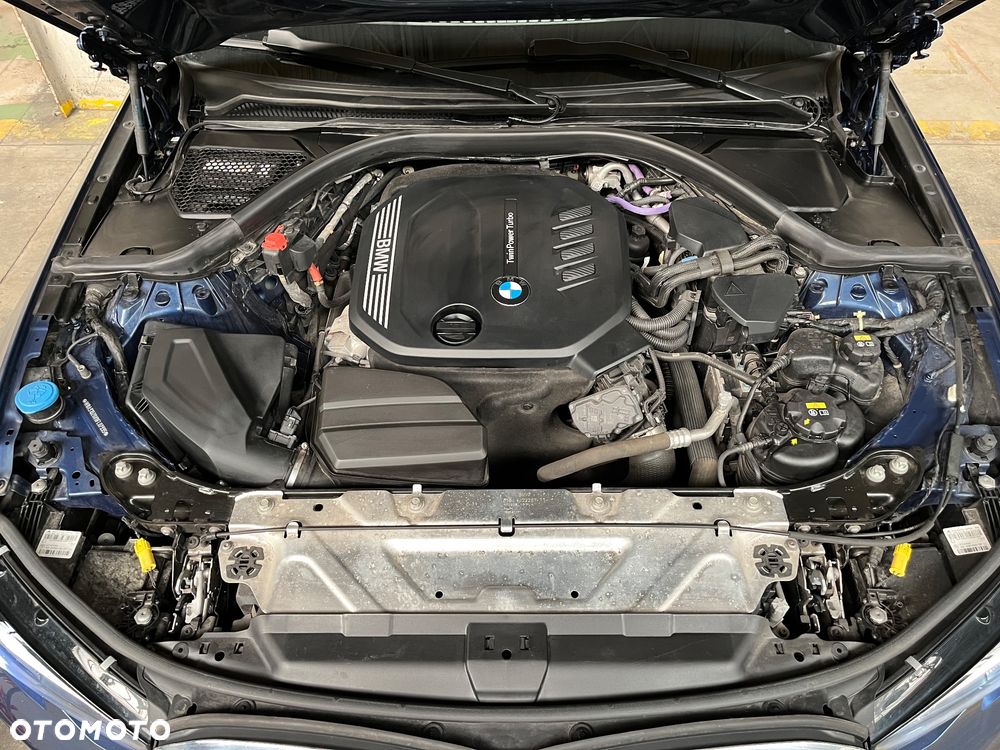 BMW Seria 3 - 18