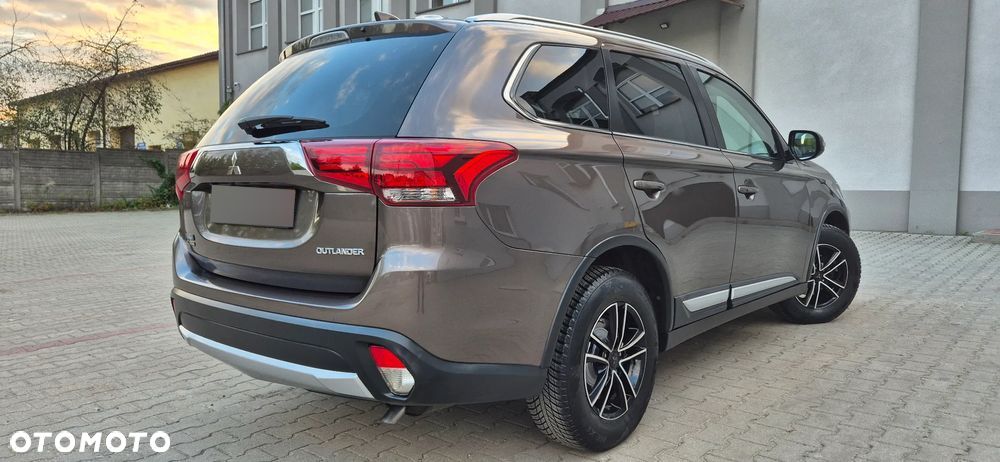 Mitsubishi Outlander 2.0 2WD Diamant Edition - 38
