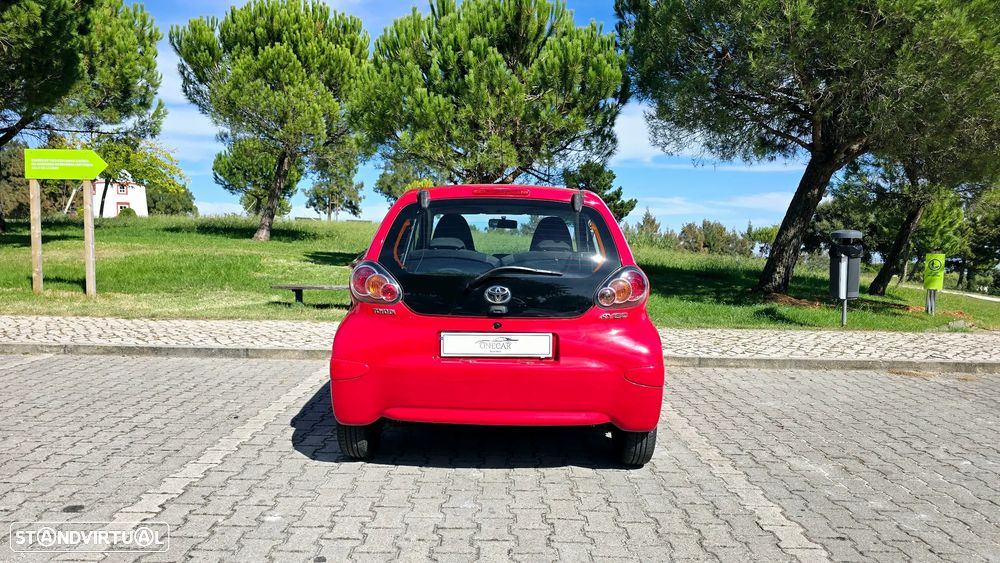 Toyota Aygo 2011 photo 5