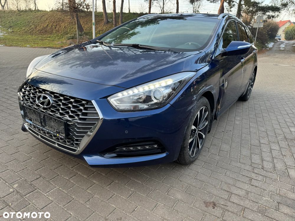 Hyundai i40 1.6 CRDi Premium DCT - 4